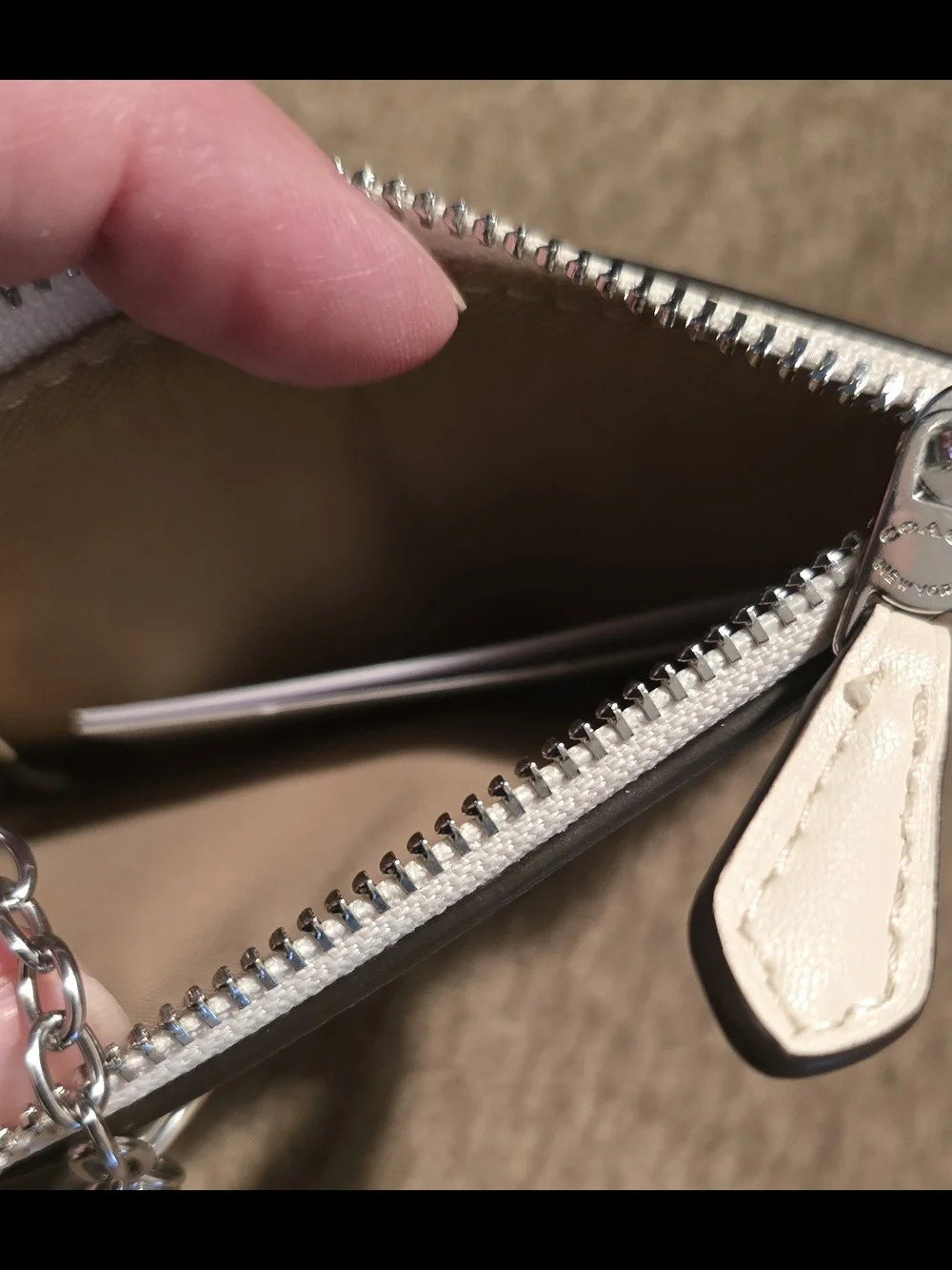 NEW Coach White/Silver/Chalk  Pebbled Leather Mini Skinny ID Case